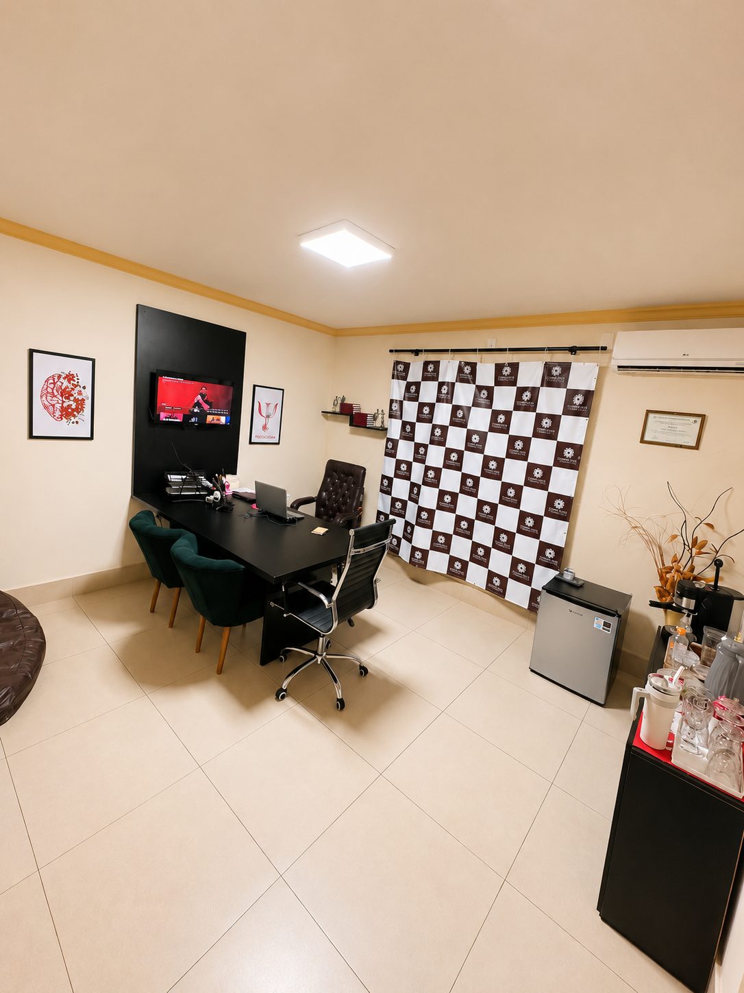 Sala de reuniões e grupos terapêuticos